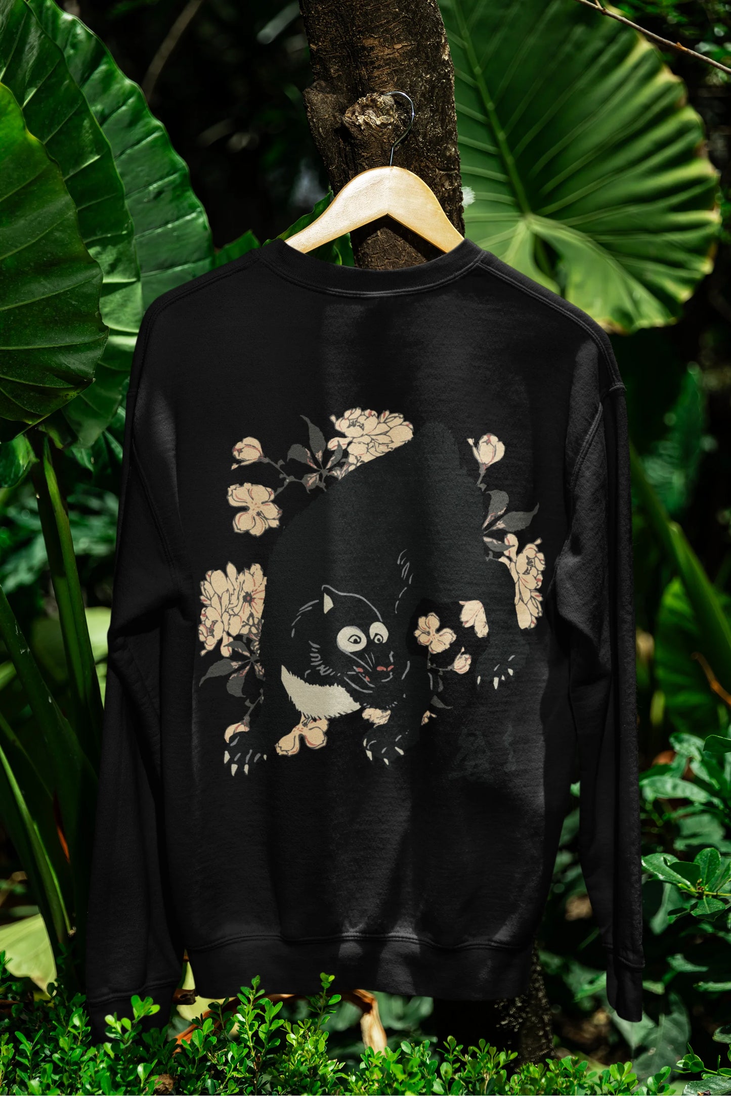 Black Bear | Wildlife | Unisex Sweatshirt