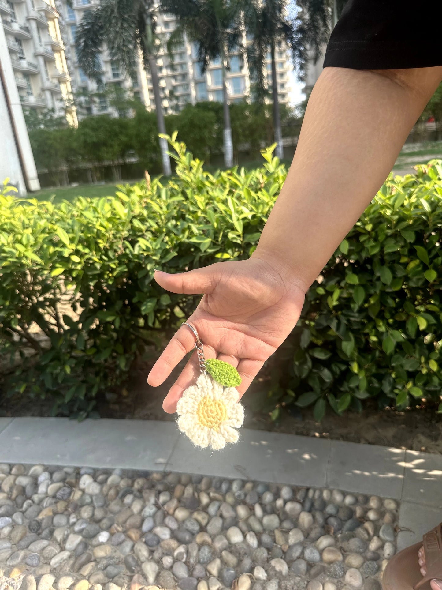 Daisy | Keychain |  Kuro Kuro Crochets