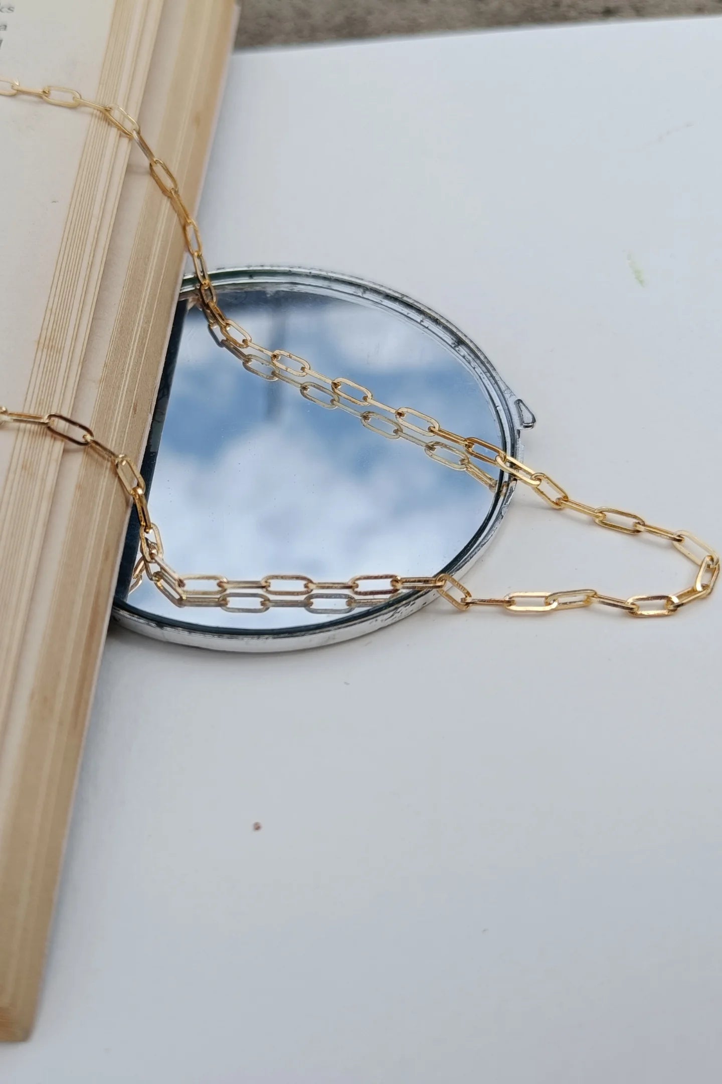 Second image of a golden chain.