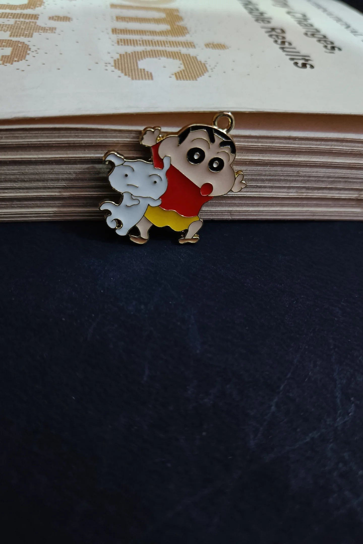 Hey Guys | Shinchan | Charms