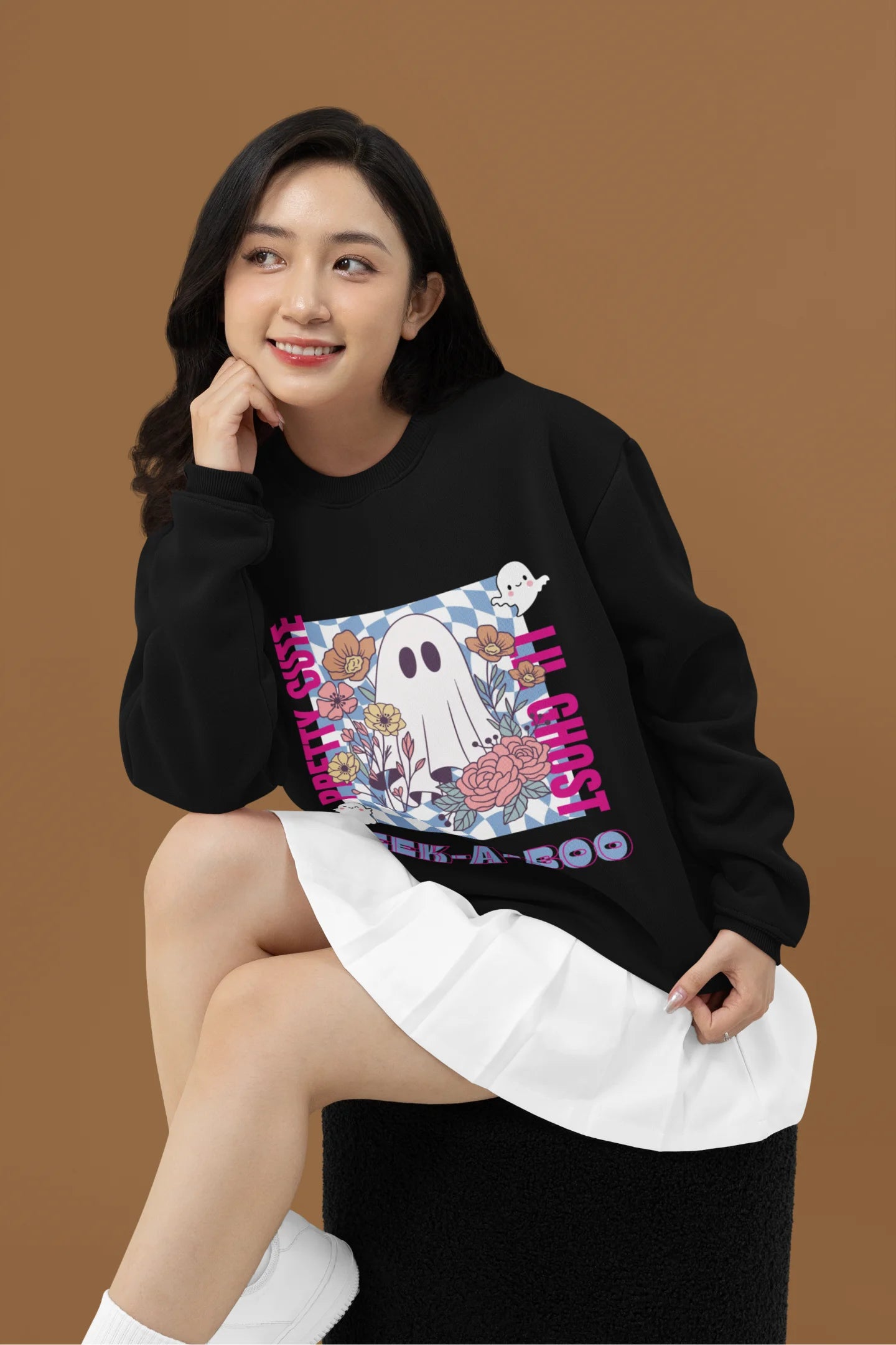 Pretty Cute Little Ghost | Aesthetic | Unisex Sweatshirt