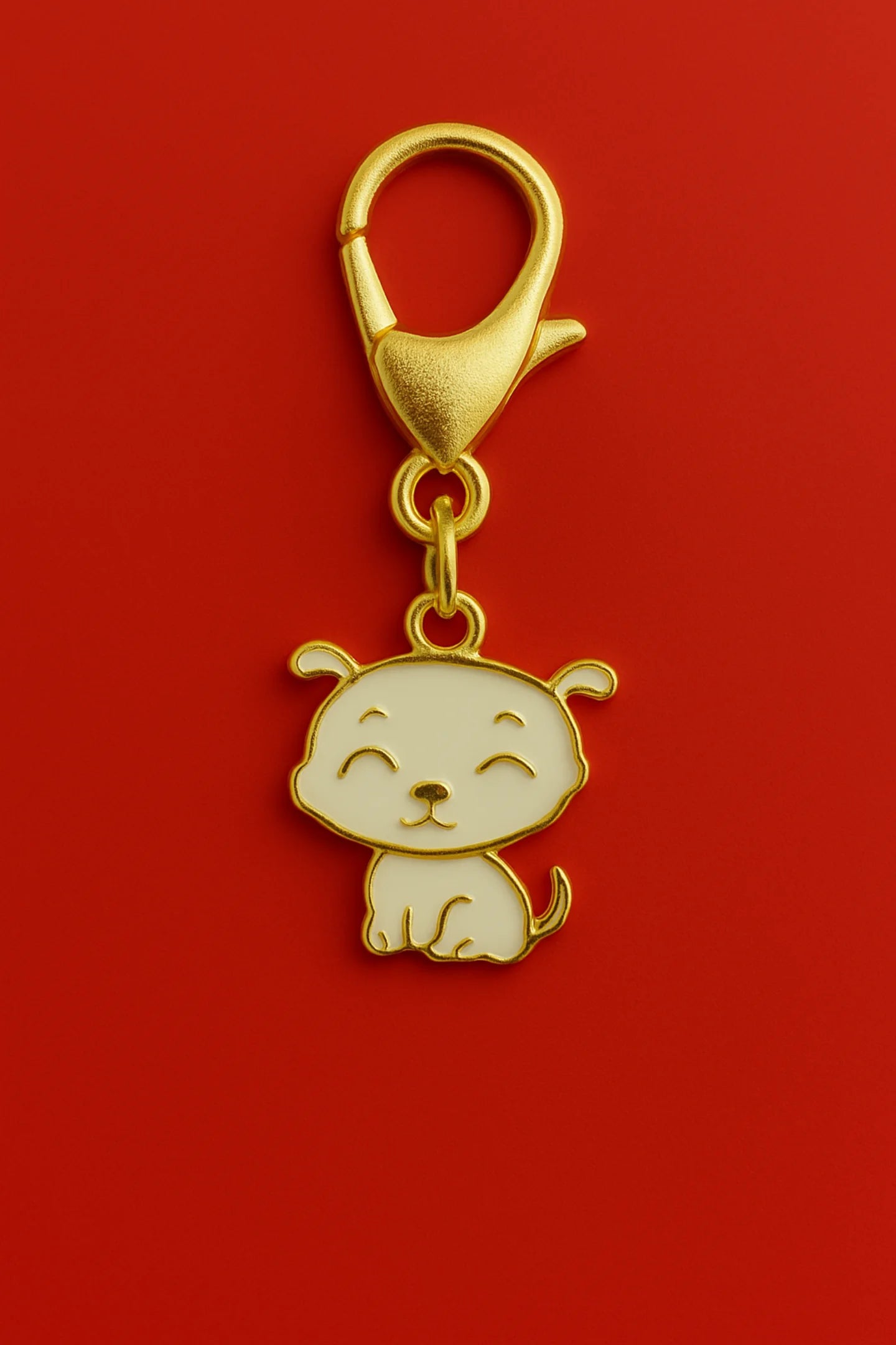 A keychain featuring a charm of Shero, the dog from Shinchan.