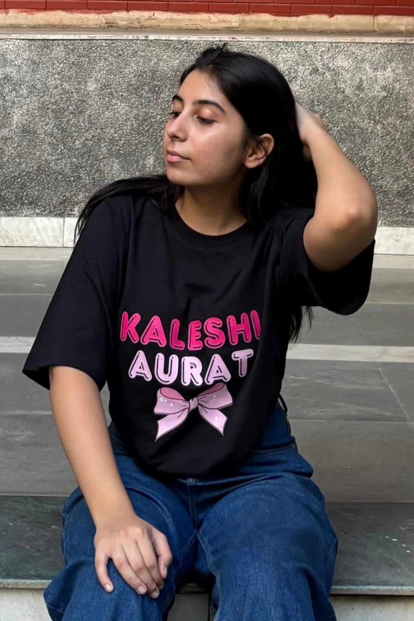 Kaleshi Aurat | Womaniya | Dropped Sleeve Unisex Tee