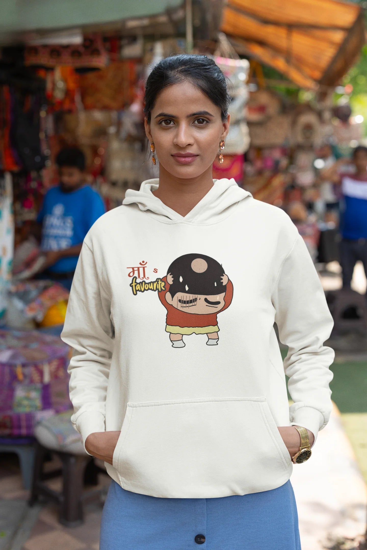 Maa's Favourite | Shinchan | Premium Unisex Winter Hoodie