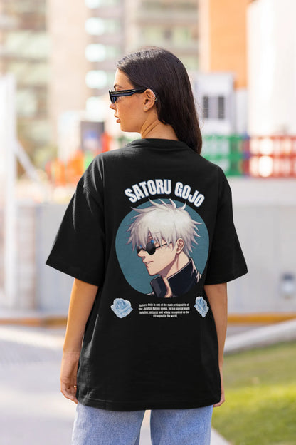 Back view of a female model wearing a black oversized t-shirt featuring Gojo Satoru from Jujutsu Kaisen with the text "Satoru Gojo."