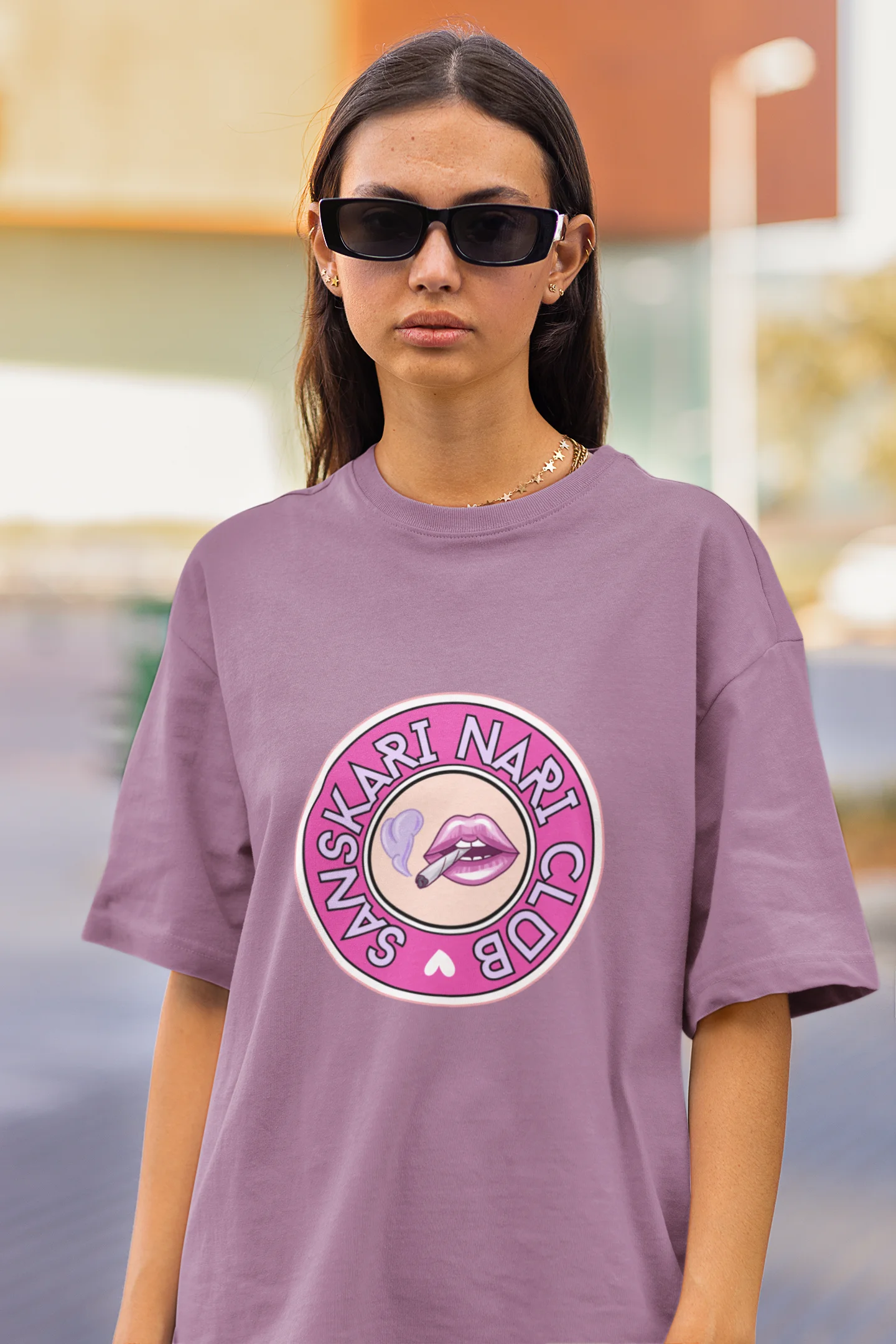 Sanskari Nari | Womaniya | Dropped Sleeve Unisex Tee