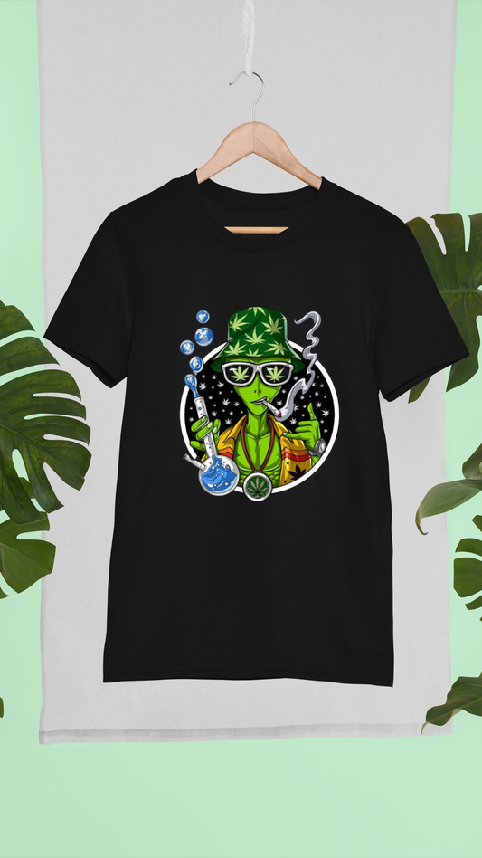 Alien with bong |Premium  Half Sleeve Unisex T-Shirt